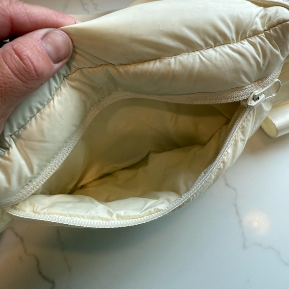 Marine Layer Cream Crossbody Bag with Multicolor Stripes - Picture 6 of 6